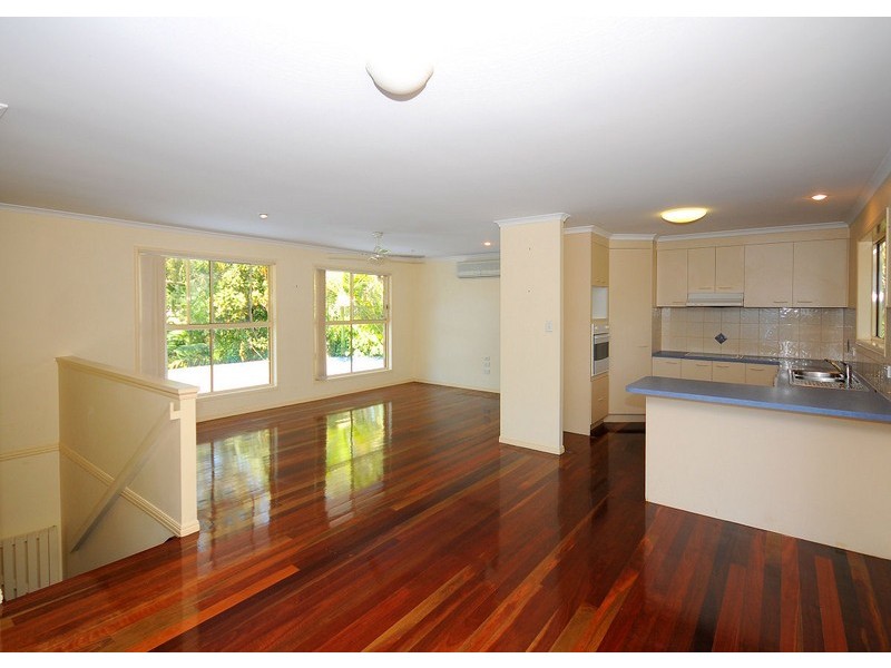 757 Boat Harbour Drive, Urangan QLD 4655