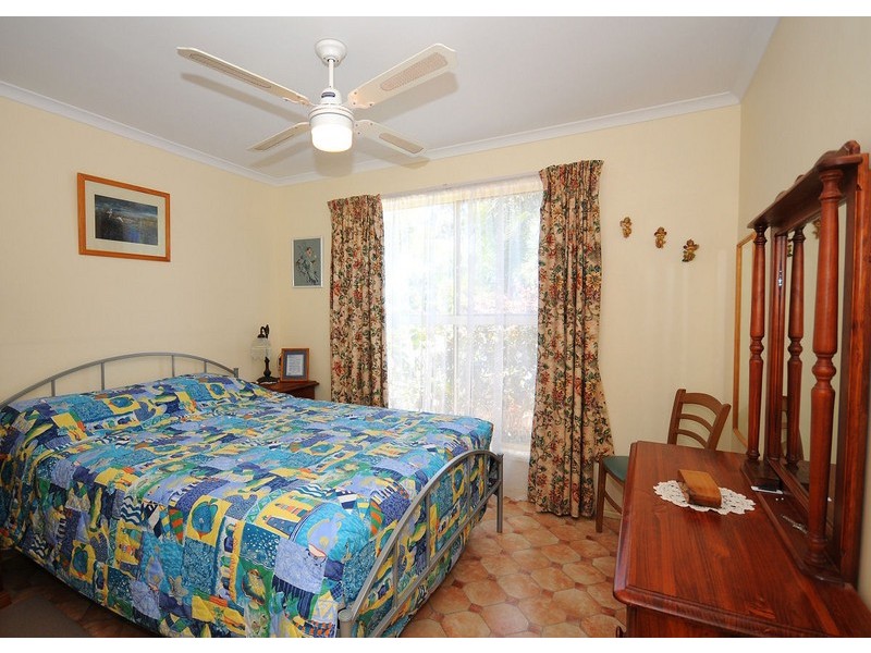 757 Boat Harbour Drive, Urangan QLD 4655