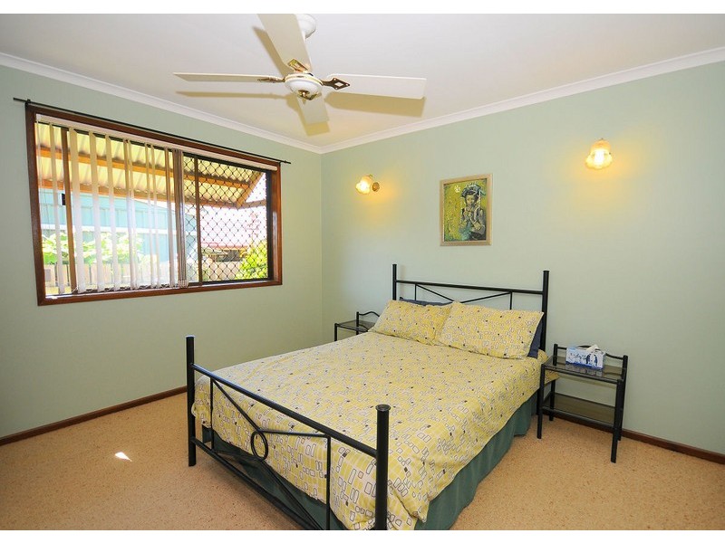 7 Virginia Court, Scarness QLD 4655