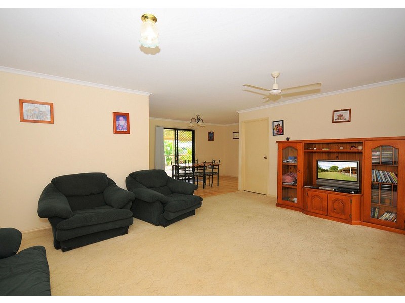 6 Cassia Avenue, Scarness QLD 4655