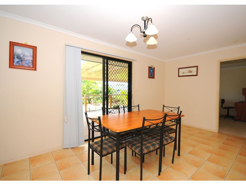 6 Cassia Avenue, Scarness QLD 4655