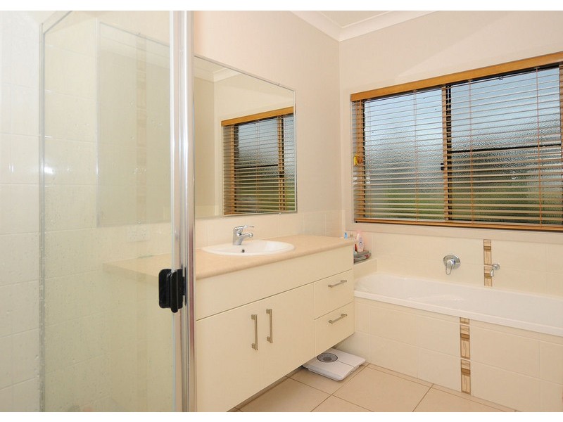 13 Brypat Close, Burrum Heads QLD 4659