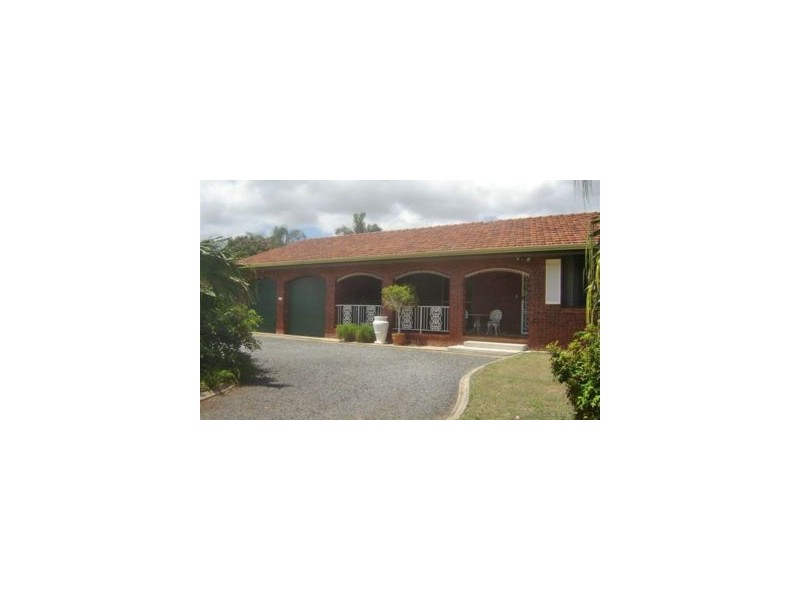 18 Urraween Rd, Urraween QLD 4655