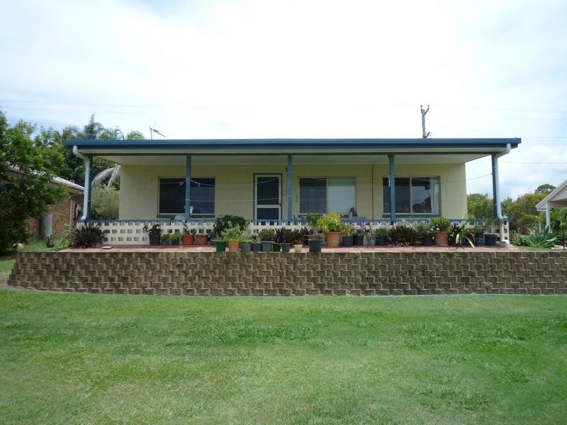 26 Petrel Ave, River Heads QLD 4655