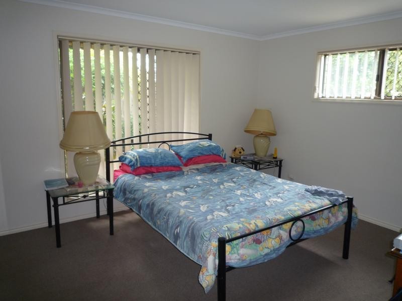 63 Pulgul Street, Urangan QLD 4655