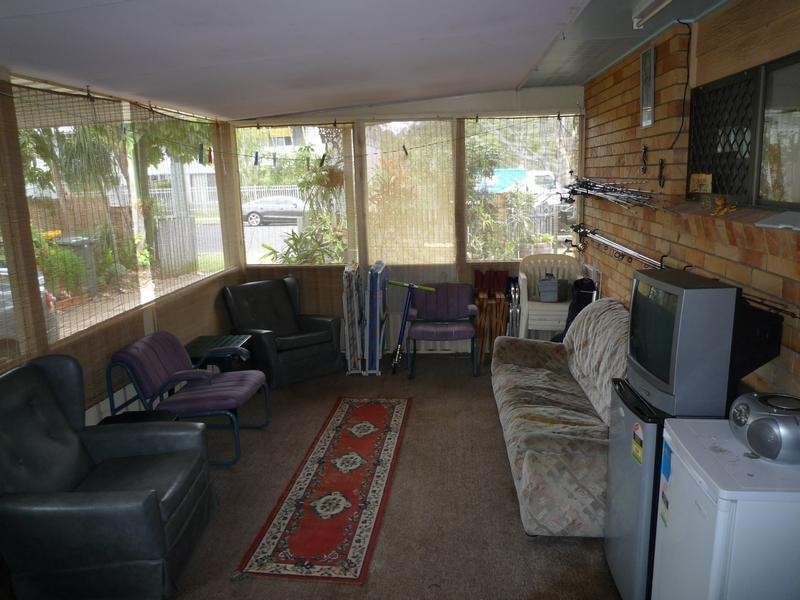 63 Pulgul Street, Urangan QLD 4655