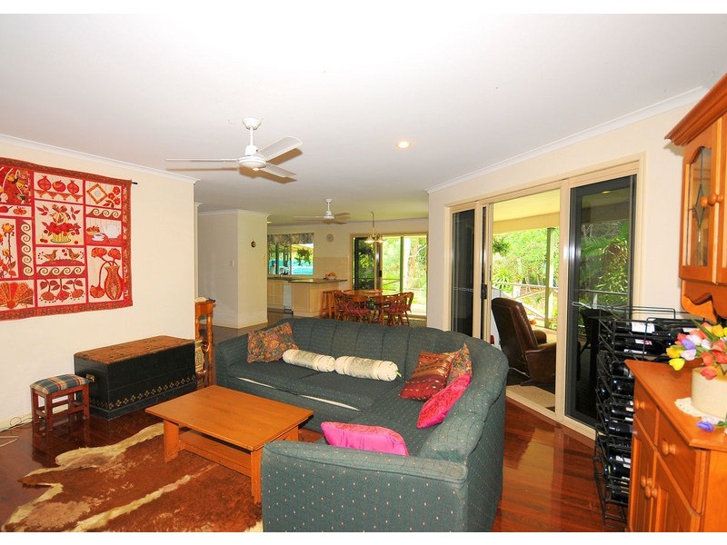 132 Kingfisher Parade, Toogoom QLD 4655