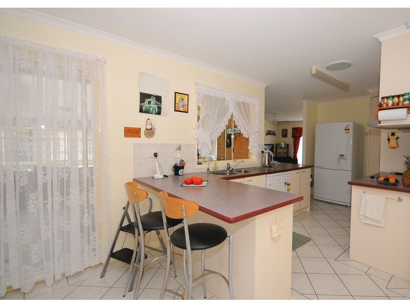115 Honiton Street, Torquay QLD 4655
