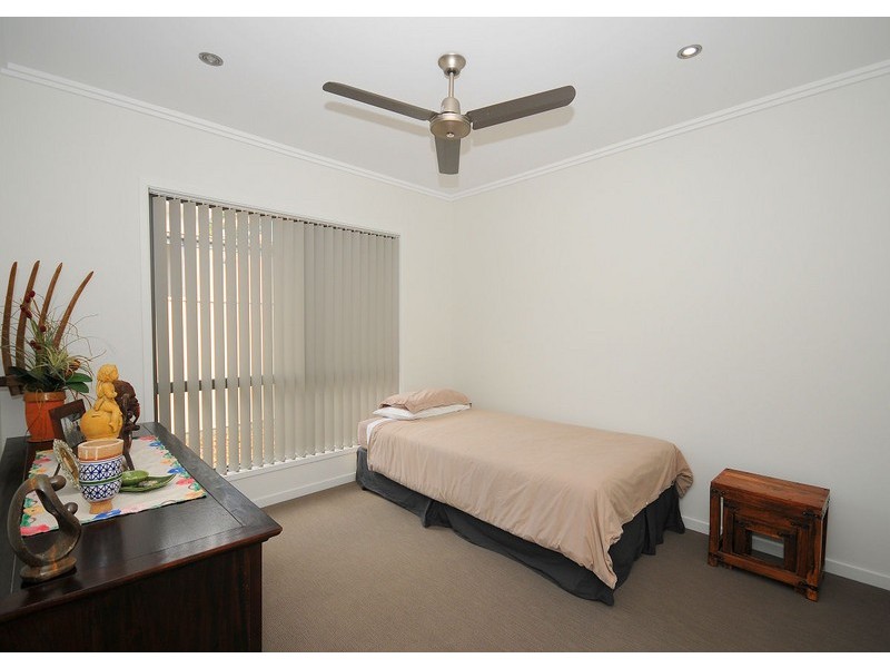 13 Cumberland Court, Point Vernon QLD 4655