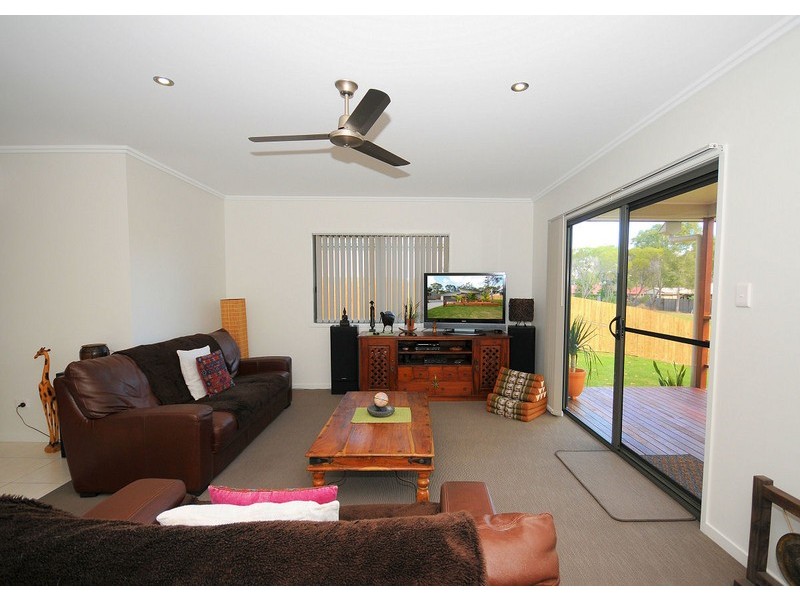 13 Cumberland Court, Point Vernon QLD 4655