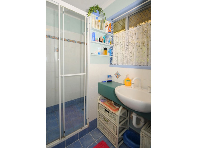 2/10 Hayworth Street, Point Vernon QLD 4655