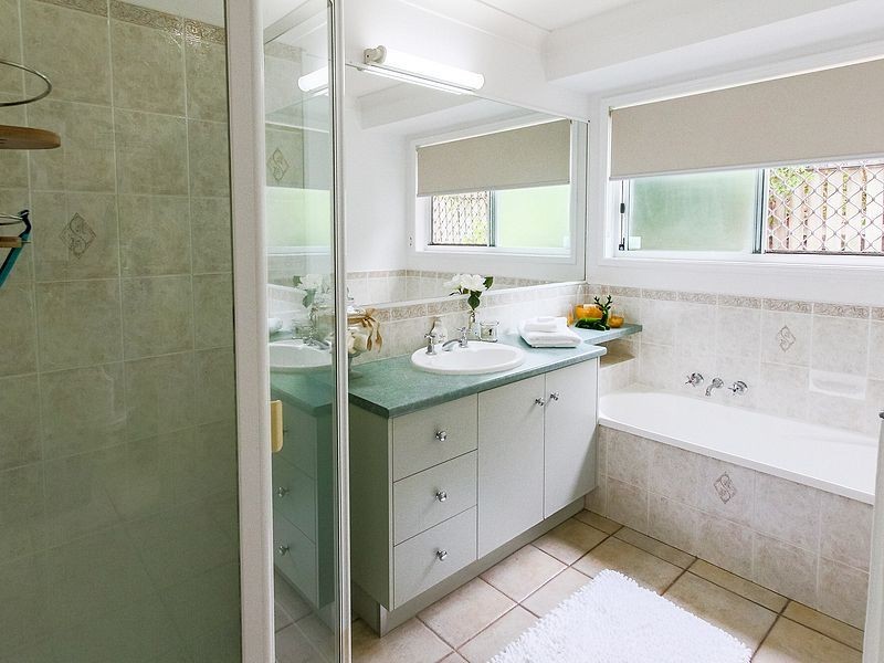 16 Neisler Court, Kawungan QLD 4655
