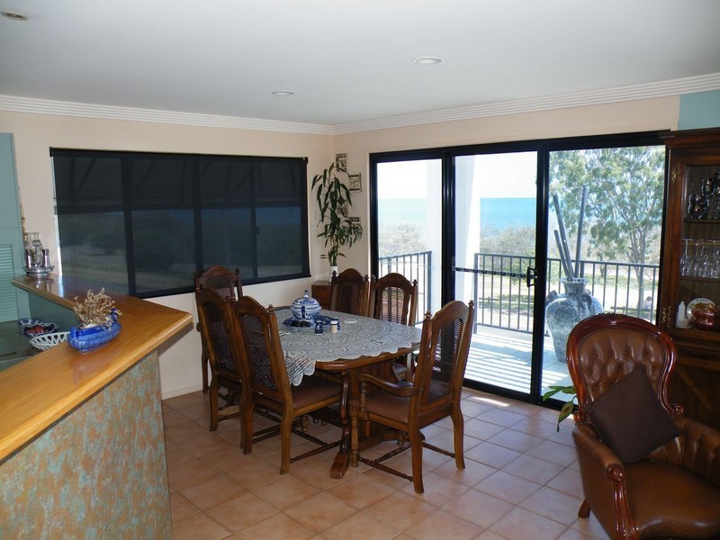 90 Esplanade, Point Vernon QLD 4655