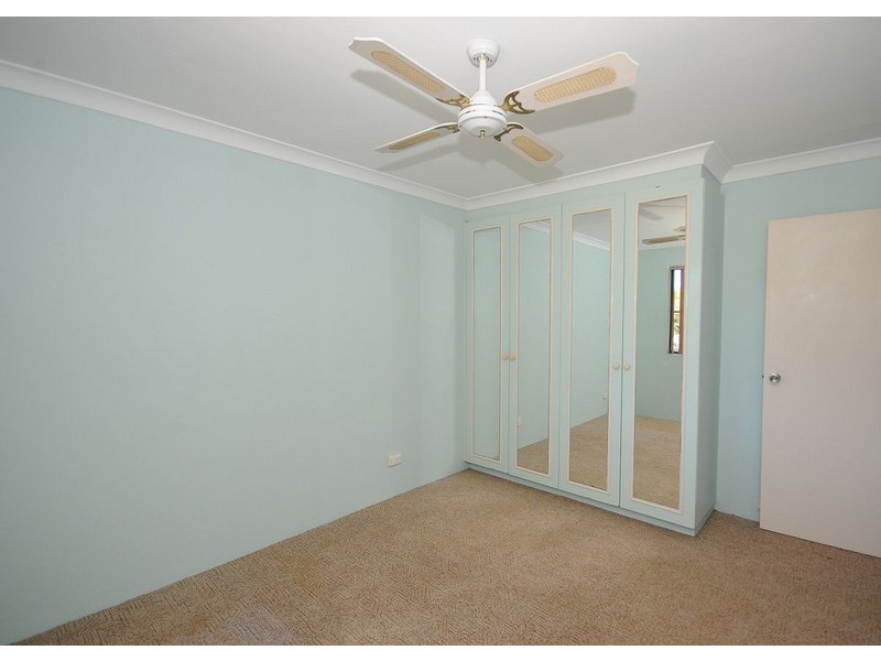 8,394 Esplanade, Torquay QLD 4655