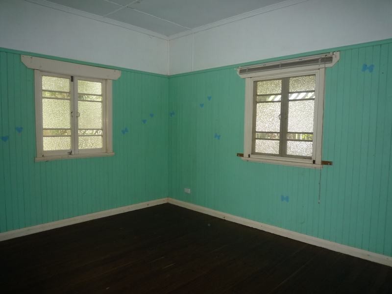 15 Scarborough Street, Scarness QLD 4655