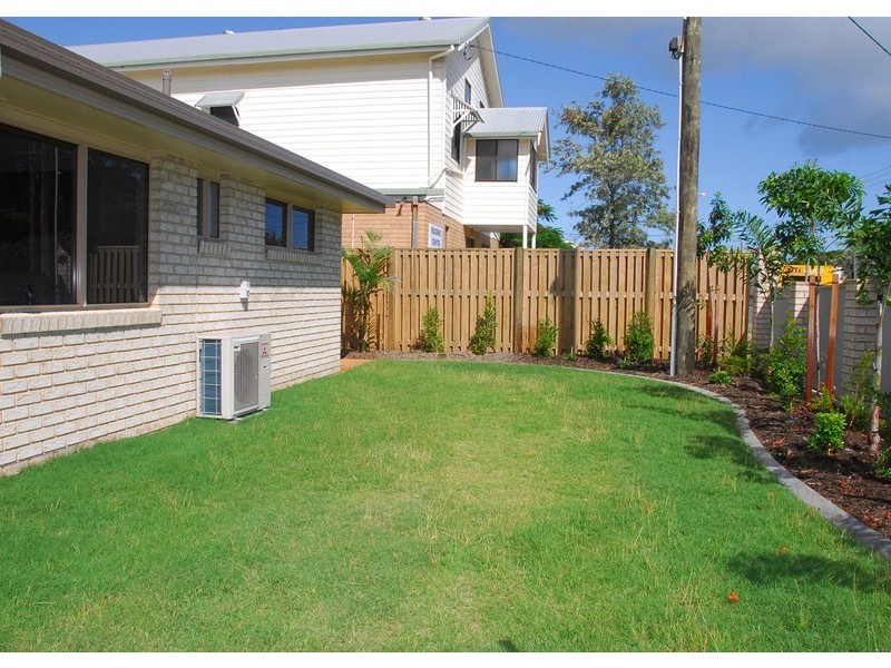 2/41 Watson Street, Pialba QLD 4655