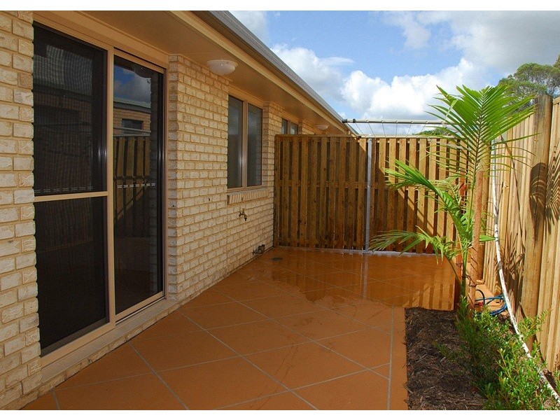 2/41 Watson Street, Pialba QLD 4655