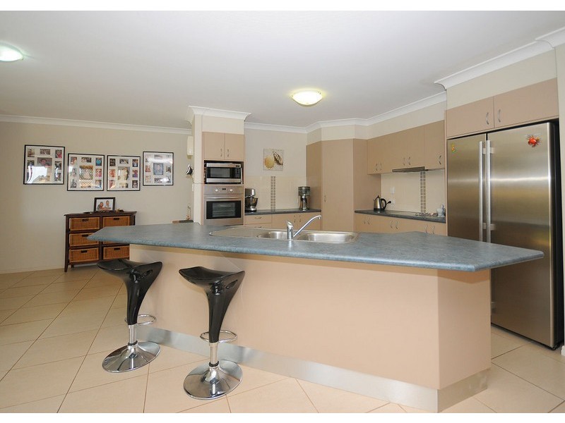 51 Archer Street, Point Vernon QLD 4655