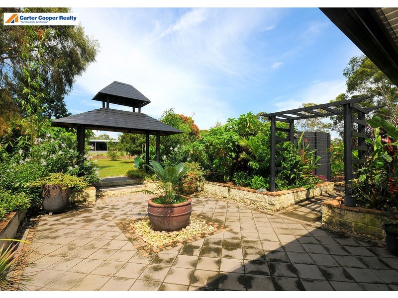 35 Oslove Drive, Booral QLD 4655