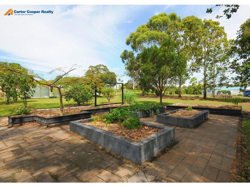 35 Oslove Drive, Booral QLD 4655