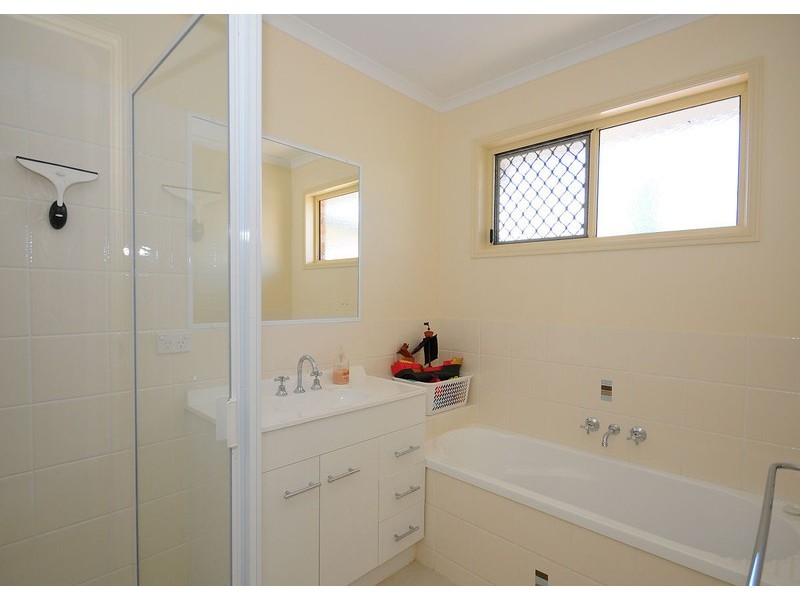 26 Isis Court, Eli Waters QLD 4655