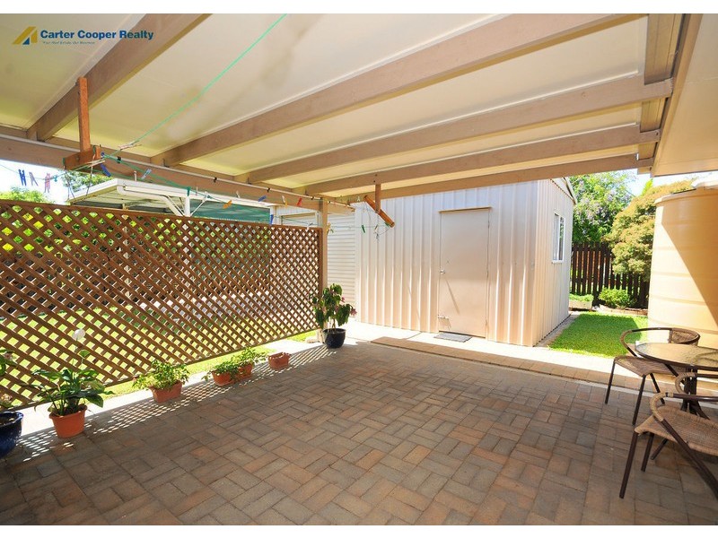 27 Barnstaple street, Torquay QLD 4655