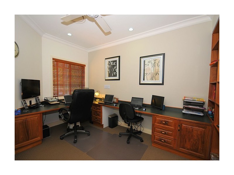206 Denmans Camp Road, Wondunna QLD 4655