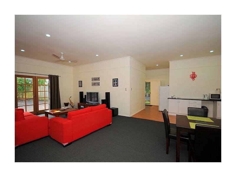 206 Denmans Camp Road, Wondunna QLD 4655