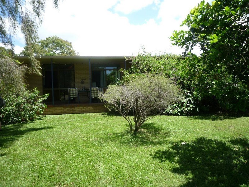 73 Urangan Street, Torquay QLD 4655