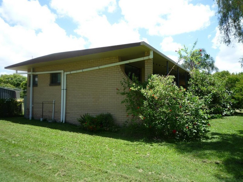 73 Urangan Street, Torquay QLD 4655