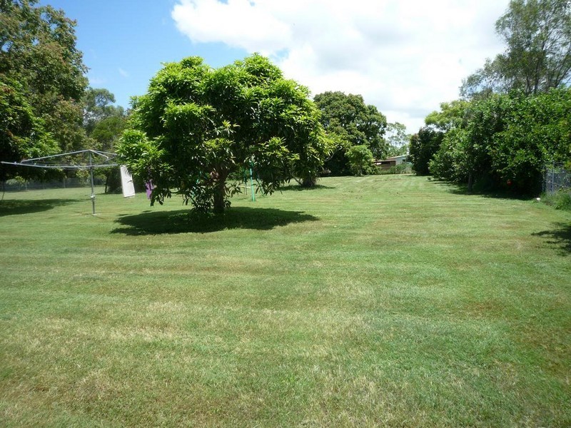 73 Urangan Street, Torquay QLD 4655