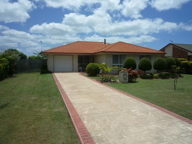 73 North Street, Point Vernon QLD 4655