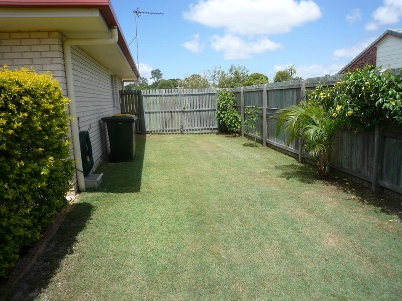 73 North Street, Point Vernon QLD 4655