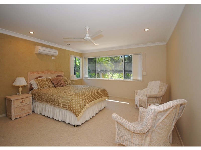 10 Palm Way, Dundowran Beach QLD 4655