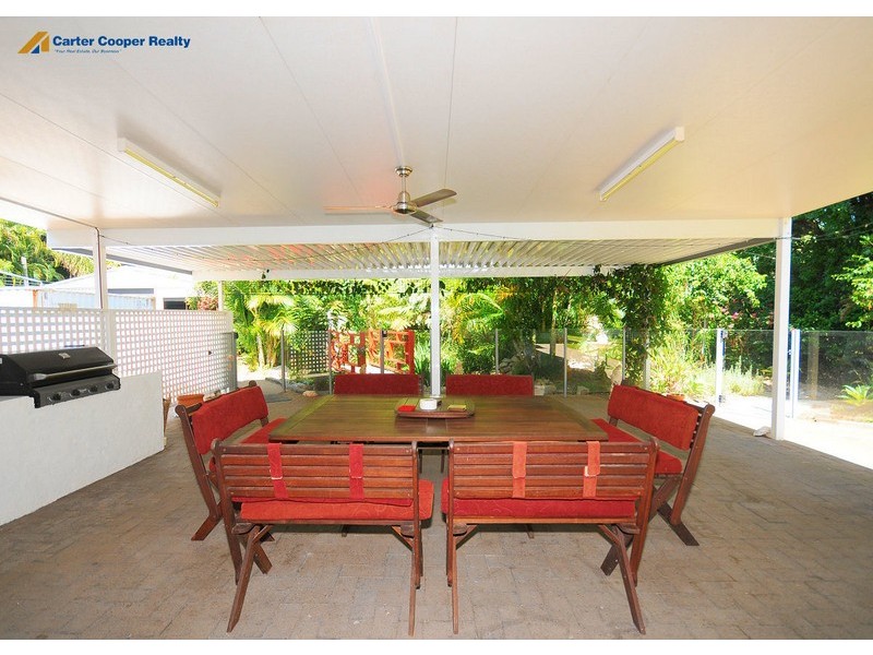 10 Palm Way, Dundowran Beach QLD 4655