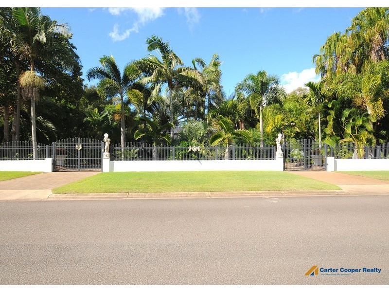 10 Palm Way, Dundowran Beach QLD 4655