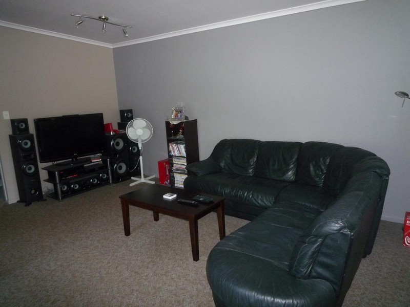 73 Honiton Street, Torquay QLD 4655