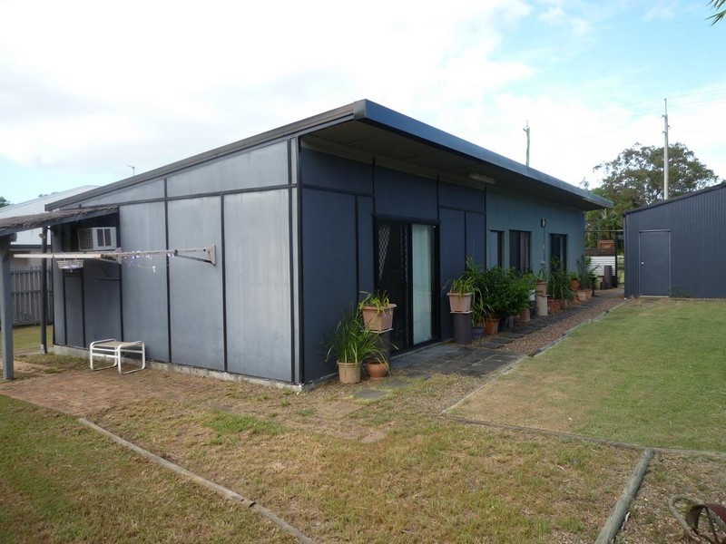 73 Honiton Street, Torquay QLD 4655