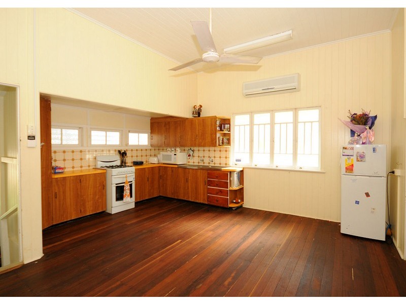 21 Fraser Street, Torquay QLD 4655