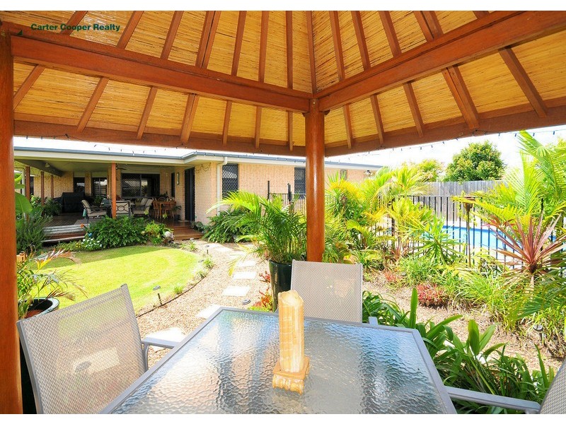 6 Kirriemuir Crt, Kawungan QLD 4655
