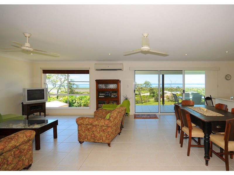 77 Ocean Outlook, River Heads QLD 4655