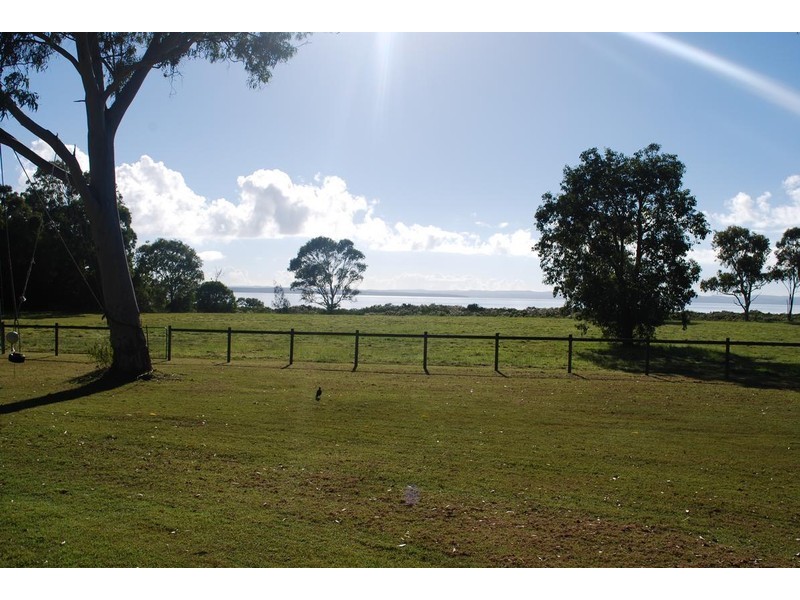 71 Barallen Close, Booral QLD 4655