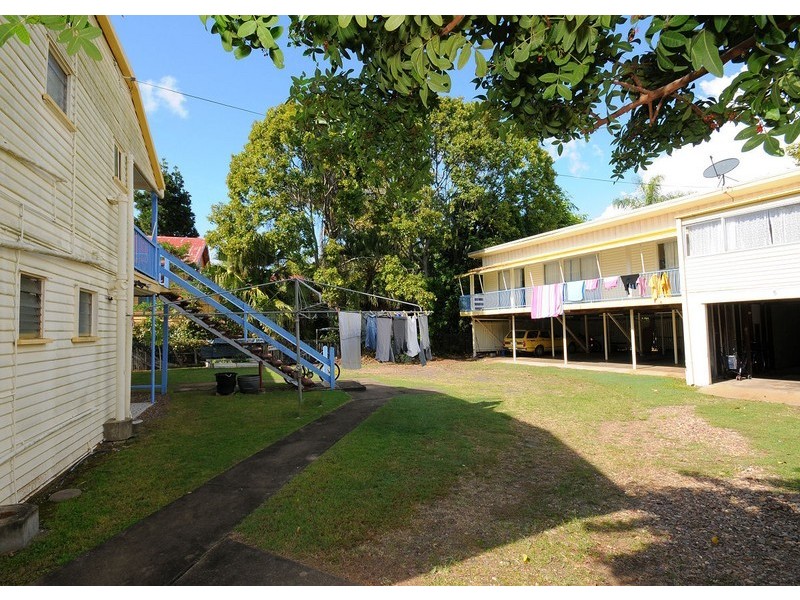 339 Esplanade, Scarness QLD 4655