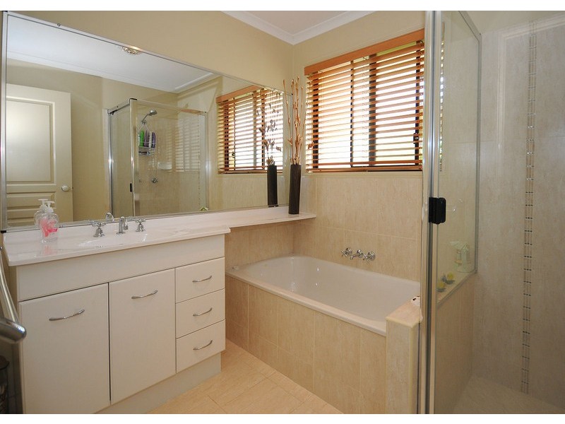 17 Conondale Court, Torquay QLD 4655