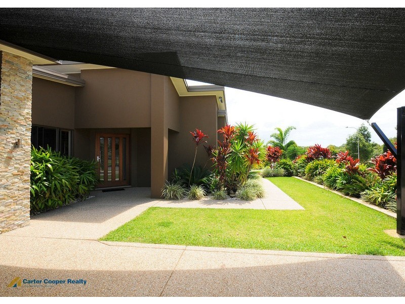 17 Parklands Bvd, Wondunna QLD 4655