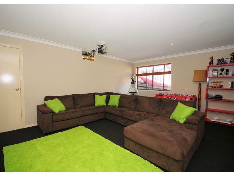 17 Parklands Bvd, Wondunna QLD 4655