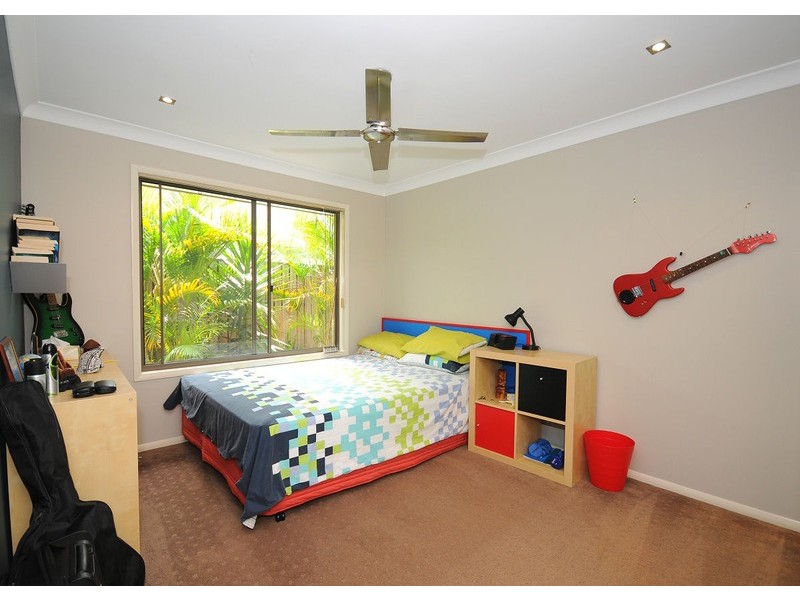 17 Parklands Bvd, Wondunna QLD 4655