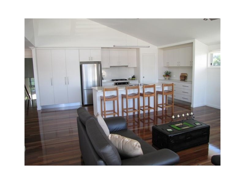 55a Esplanade, Point Vernon QLD 4655