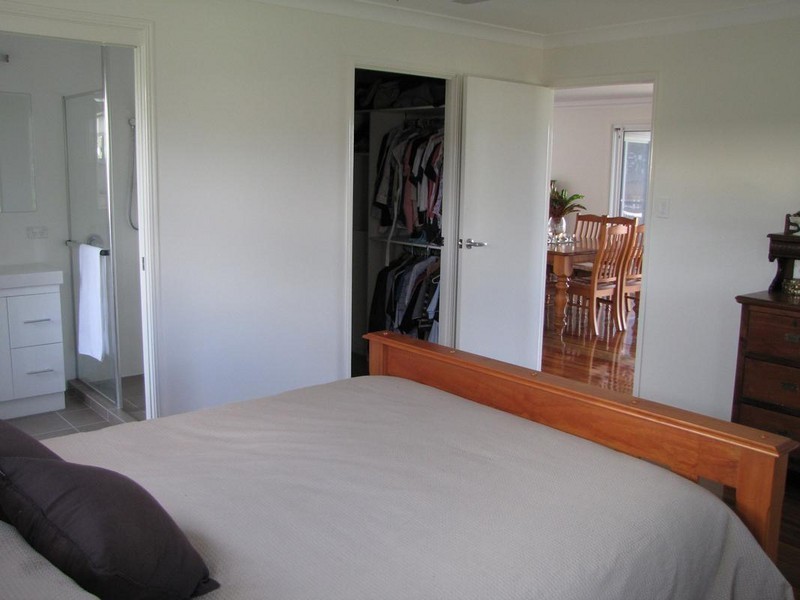 55a Esplanade, Point Vernon QLD 4655