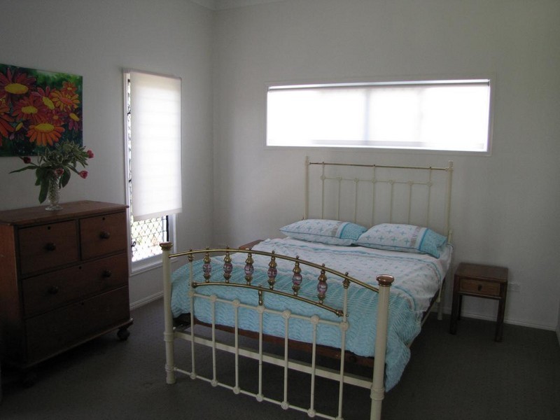 55a Esplanade, Point Vernon QLD 4655